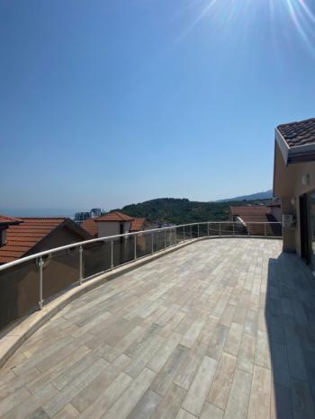 EMLAK HABERCİSİ 'NDEN MUDANYA GÜZELYALI'DA SİTEİÇİ, KAT MÜLKİYETLİ, DENİZ MANZARALI, SATILIK 5+1 VİLLA
