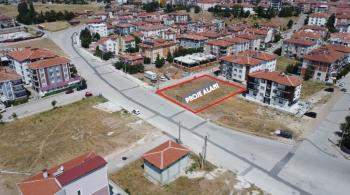 AFYON ÜÇOK EMLAKTAN MARESAL F ÇAKMAK MAH SATILIK SIFIR LÜX 3+1 DAİRELER