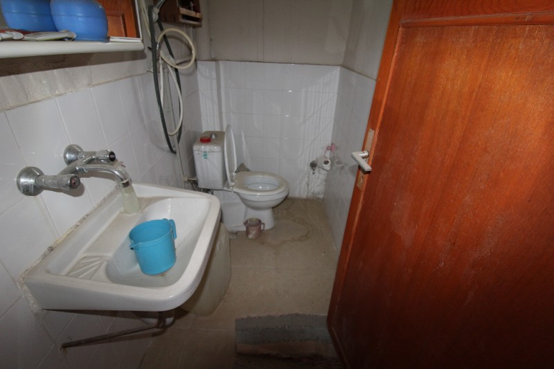 ASLAN'DAN AYVAGEDİĞİ MERKEZ DE 550 M2 ARSA İÇİ SATILIK BİNA