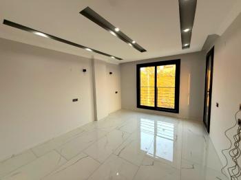 Didim Hisar Mahallesinde Köşe Parsel Villa