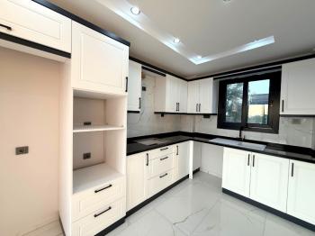 Didim Hisar Mahallesinde Köşe Parsel Villa