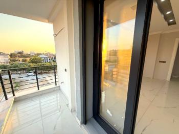 Didim Hisar Mahallesinde Köşe Parsel Villa