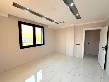 Didim Hisar Mahallesinde Köşe Parsel Villa