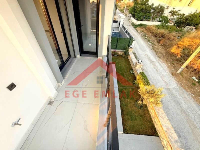 Didim Hisar Mahallesinde Köşe Parsel Villa