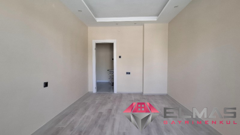 Elmas’tan Gazi Mahallesi’nde Dubleks Full Yapılı 4+1