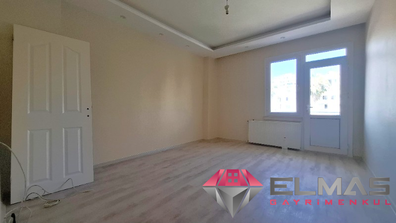 Elmas’tan Gazi Mahallesi’nde Dubleks Full Yapılı 4+1