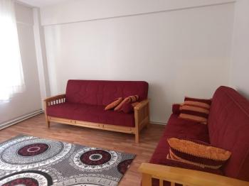 Metro Yakını Aydınlık Kullanışlı 2+1 Kiralık Daire