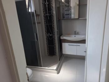 Metro Yakını Aydınlık Kullanışlı 2+1 Kiralık Daire