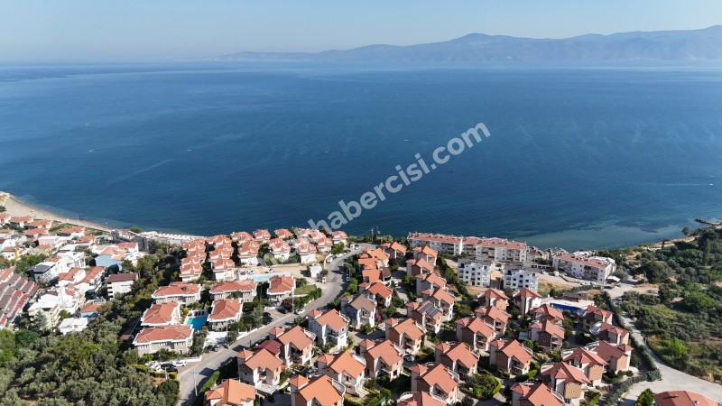 EMLAK HABERCİSİ \\\\\\\\\\\\\\\'NDEN MUDANYA GÜZELYALI\\\\\\\\\\\\\\\'DA SİTEİÇİ, KAT MÜLKİYETLİ, DENİZ MANZARALI, SATILIK 5+1 VİLLA