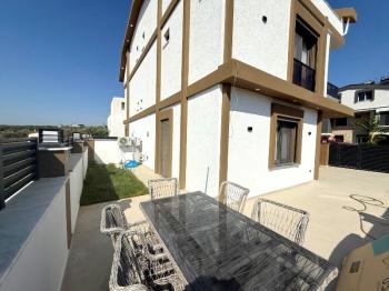 Didim Hisar Mahallesinde Eşyalı 3+1 Villa