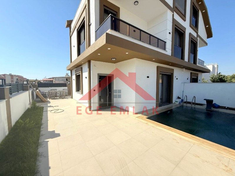 Didim Hisar Mahallesinde Eşyalı 3+1 Villa