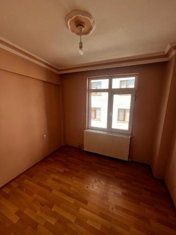 DAYIOĞLU MAH. PARK'IN YANINDA KİRALIK 4+1 DAİRE