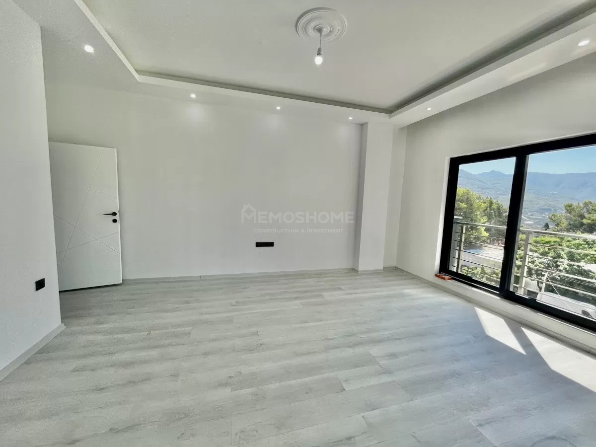 Новая квартира с видом Чыплаклы