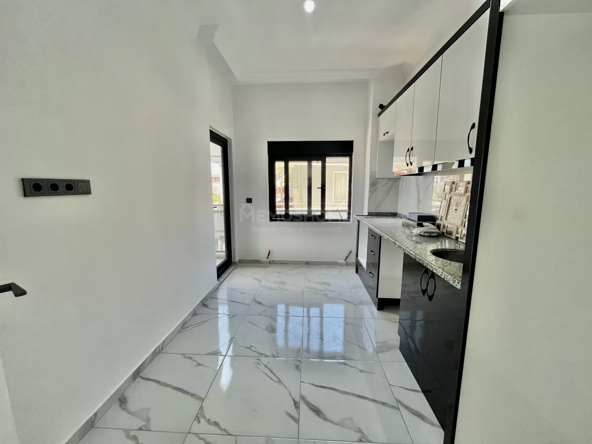 Новая квартира с видом Чыплаклы