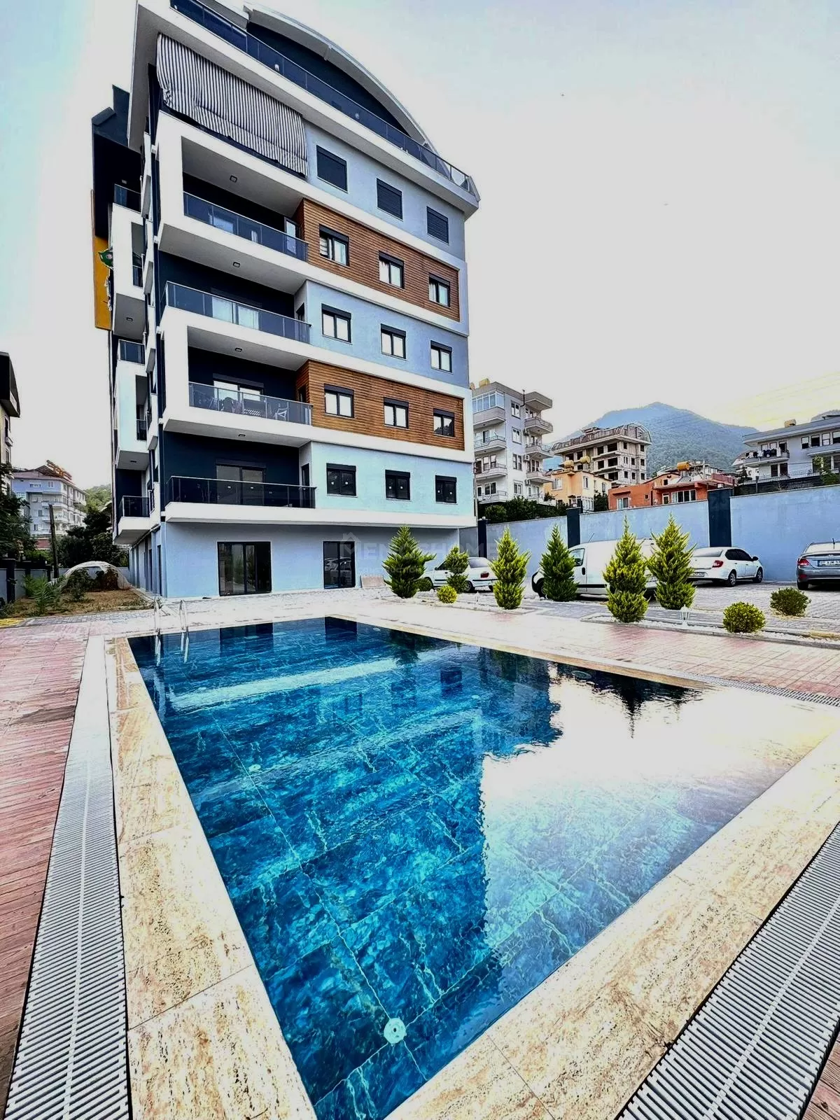 Новая квартира с видом Чыплаклы