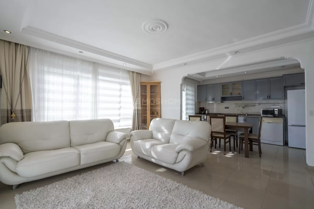 Møblert 4+1-dupleks i Oba