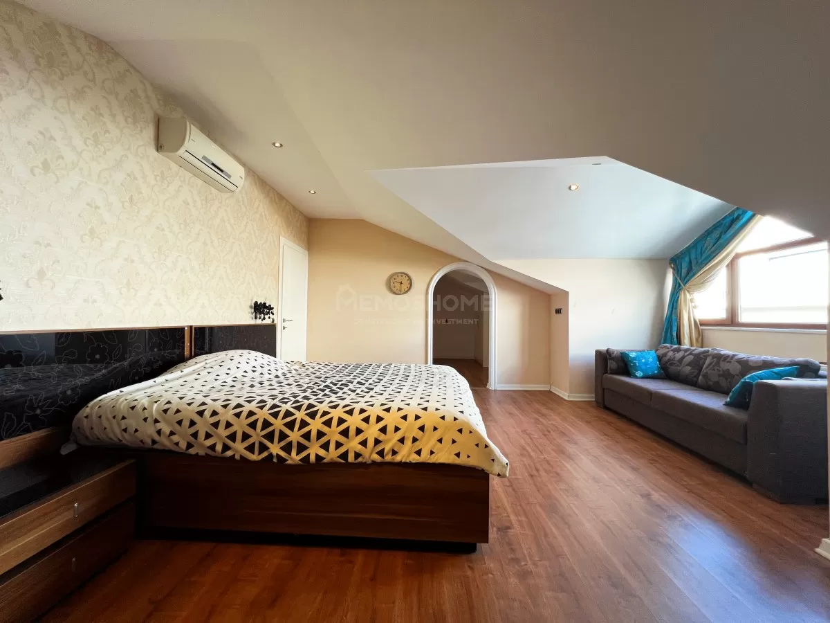 Seafront Luxury Apartment in Oba