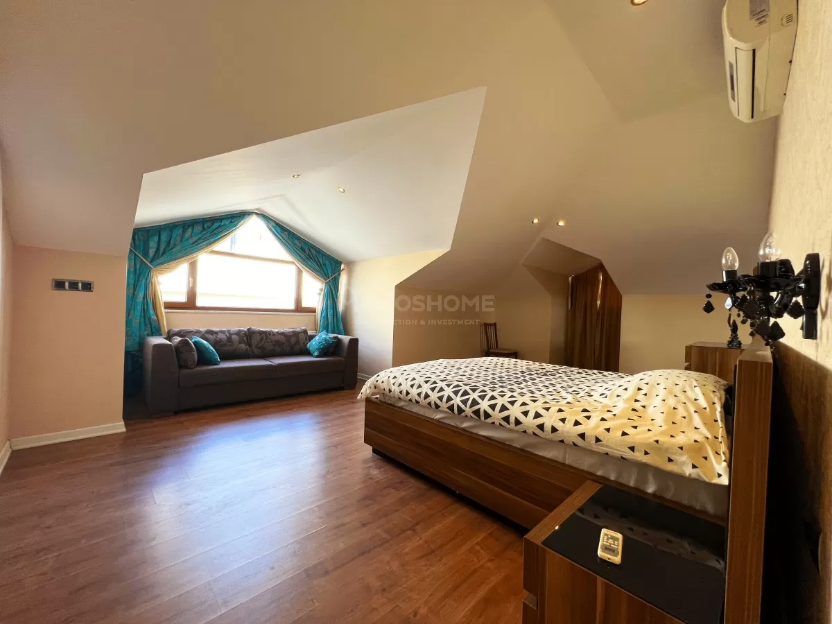 Seafront Luxury Apartment in Oba