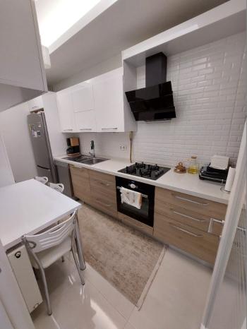 WEN BERKAN GÜLER^DEN EYÜP ERDEMLİ KONAKLARINDA 2+1 90 m2 2. KAT LÜKS DAİRE