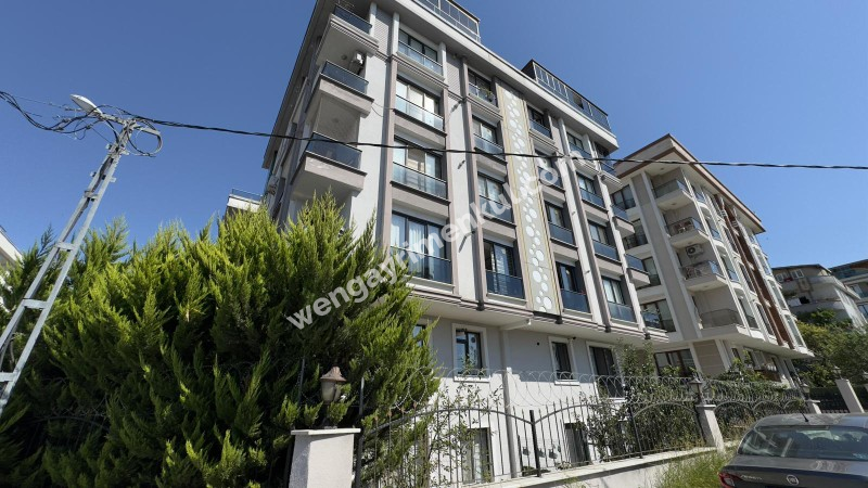 BEYLİKDÜZÜ GÜRPINAR SAHRA KONAKLARI SATILIK 2+1 DAİRE