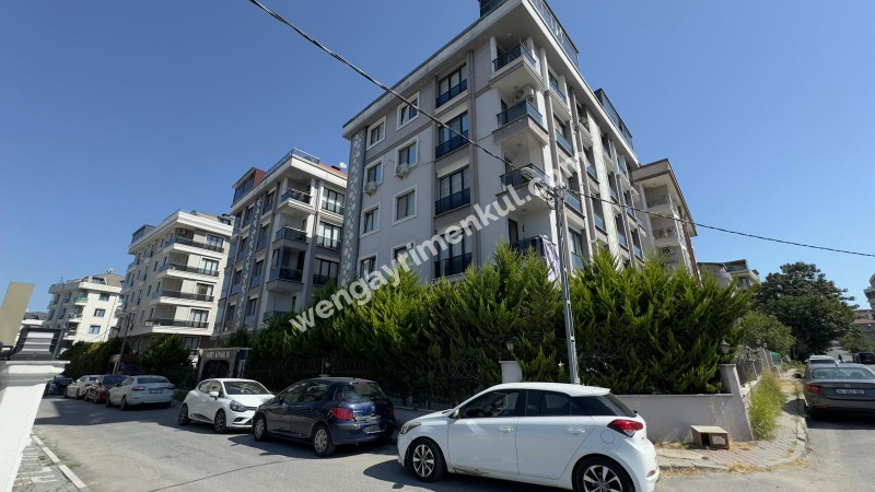 BEYLİKDÜZÜ GÜRPINAR SAHRA KONAKLARI SATILIK 2+1 DAİRE