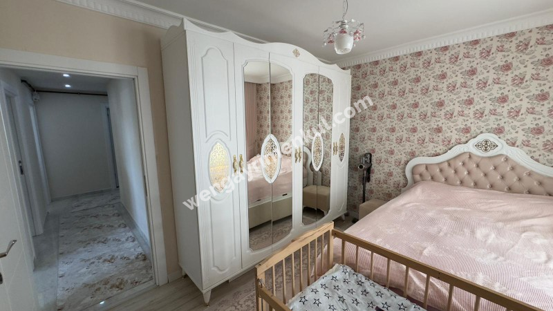 BEYLİKDÜZÜ GÜRPINAR SAHRA KONAKLARI SATILIK 2+1 DAİRE