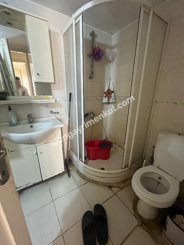 Küçükparkta geniş 3+1 otoparklı 