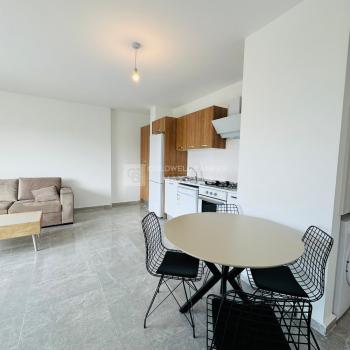 Kıbrıs Girne Alsancak Bölgesinde Satılık Eşyalı 1+1 Daire