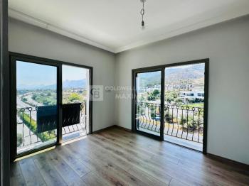 Kıbrıs Girne Merkez Satılık 3+1 En Suite Daire