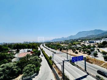 Kıbrıs Girne Merkez Satılık 3+1 En Suite Daire