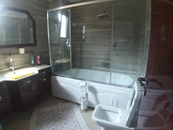 EMLAK HABERCİSİ 'NDEN MUDANYA KUMYAKA'DA 2.800 M2 ARAZİSİ OLAN SATILIK MÜSTAKİL 5+1 KONAK VE MÜŞTEMİLATI