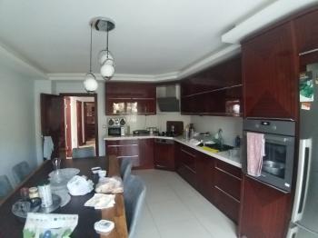 EMLAK HABERCİSİ 'NDEN MUDANYA KUMYAKA'DA 2.800 M2 ARAZİSİ OLAN SATILIK MÜSTAKİL 5+1 KONAK VE MÜŞTEMİLATI