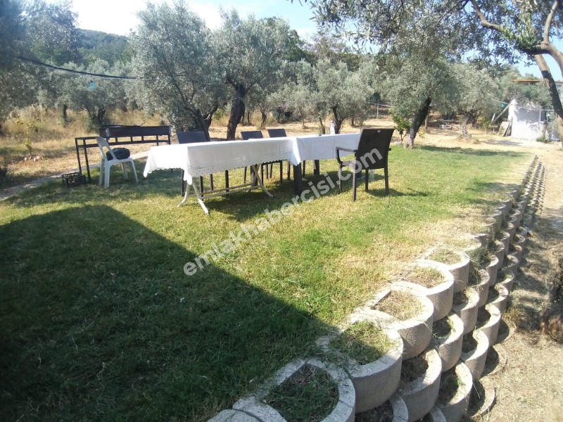 EMLAK HABERCİSİ 'NDEN MUDANYA KUMYAKA'DA 2.800 M2 ARAZİSİ OLAN SATILIK MÜSTAKİL 5+1 KONAK VE MÜŞTEMİLATI