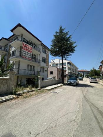 AFYON ÜÇOK EMLAKTAN FATİH MAH SATILIK BODRUM + 3 KAT KOMPLE BİNA
