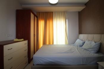 ASLAN'DAN 34. CADDE'YE YAKIN GENİŞ METRAJLI 1+1 EŞYALI DAİRE