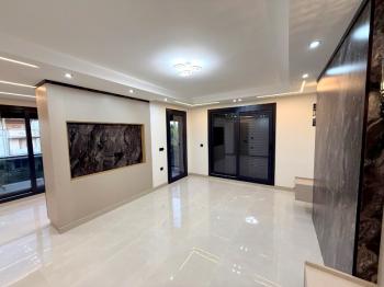 Didim Efeler Mahallesinde Satılık 4+1 Ayrı Mutfaklı Villa