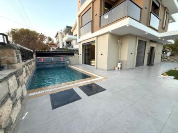Didim Efeler Mahallesinde Satılık 4+1 Ayrı Mutfaklı Villa