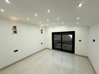 Didim Efeler Mahallesinde Satılık 4+1 Ayrı Mutfaklı Villa