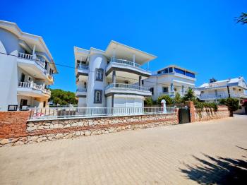 Çamlık Mahallesinde Satılık Villa