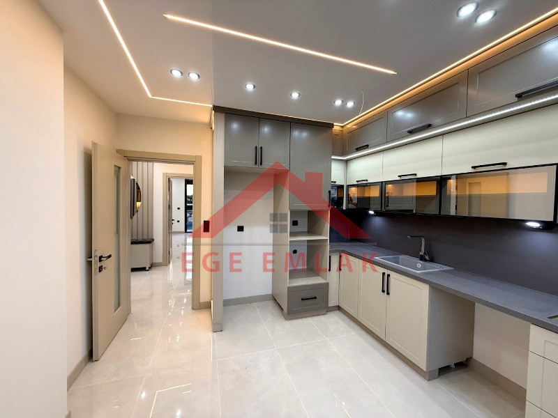 Didim Efeler Mahallesinde Satılık 4+1 Ayrı Mutfaklı Villa
