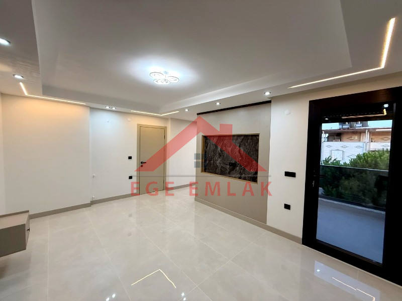 Didim Efeler Mahallesinde Satılık 4+1 Ayrı Mutfaklı Villa