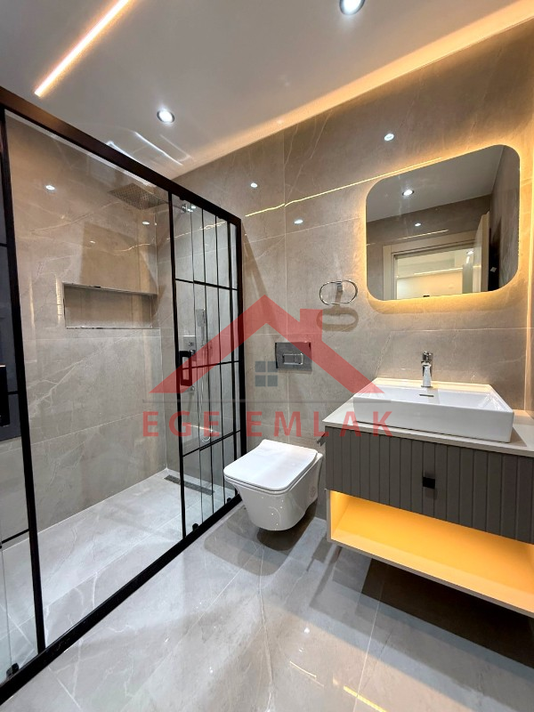 Didim Efeler Mahallesinde Satılık 4+1 Ayrı Mutfaklı Villa