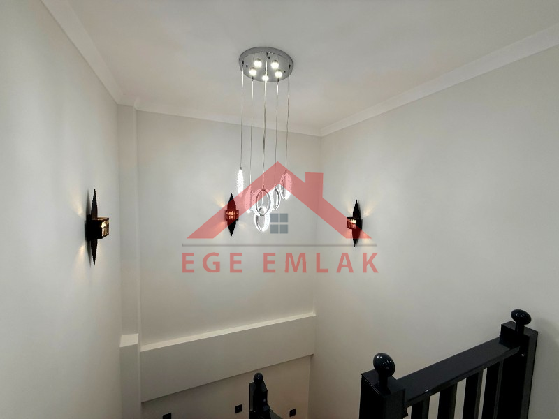 Didim Efeler Mahallesinde Satılık 4+1 Ayrı Mutfaklı Villa
