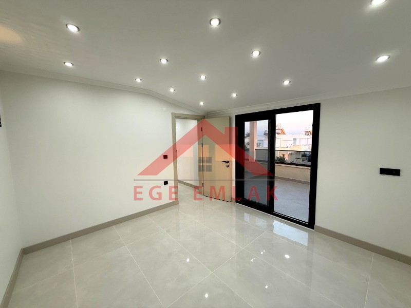 Didim Efeler Mahallesinde Satılık 4+1 Ayrı Mutfaklı Villa