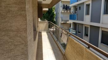 Bornova Küçük Park kiralık 3+1 daire