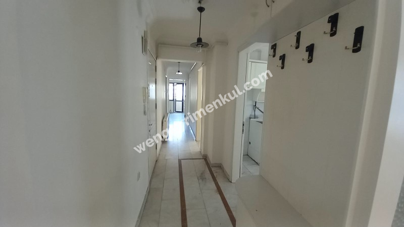 Bornova Küçük Park kiralık 3+1 daire