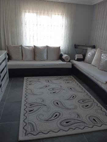 ÇORUM İSKİLİP YOLUNDA, İÇİNDE EVİ OLAN SATILIK, TEL ÖRGÜLÜ BAHÇE!