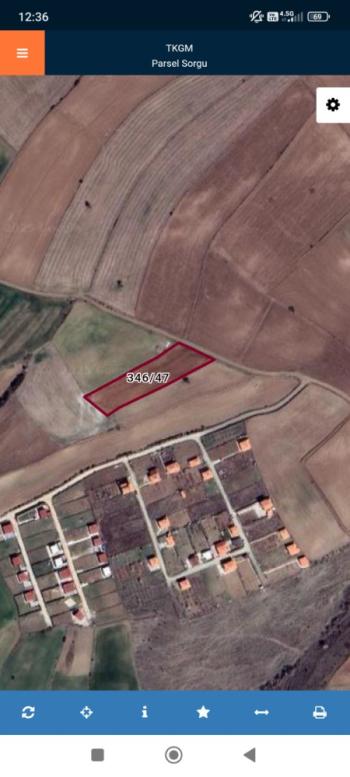 GÜVENAY - ÇORUM BÜĞET KÖYÜNDE SATILIK 3378 M2 SATILIK TARLA