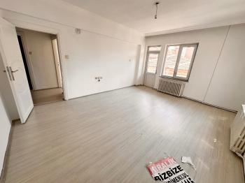 GÜVENAY - ÇORUM Ulukavak Adliye Yanı'nda Satılık Son Kat 3+1 Daire!