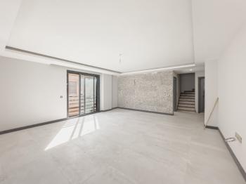 Marmaris İçmeler Merkezi Konumda Sıfır Lüks Çatı Dubleks Daire